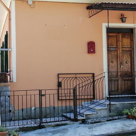 I Limoni Di Matteo Villa Biassa Exterior photo